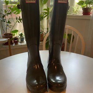 Hunter Rain Boots- Boot socks included